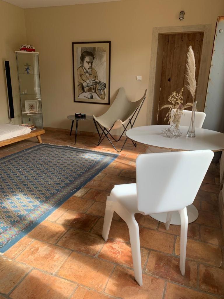 Mas Carita Bed and Breakfast Cabannes Εξωτερικό φωτογραφία